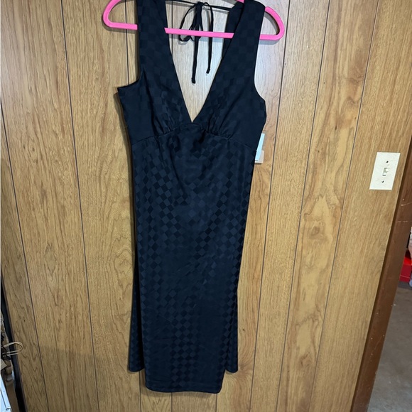 Vans Dresses & Skirts - Vans Black Checkered Backless Dress Size XL NWT